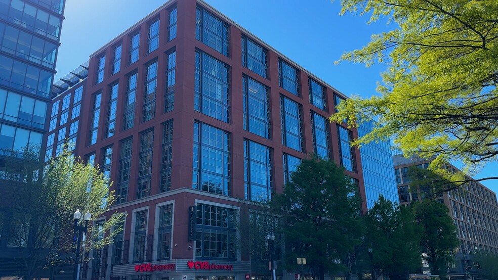 Primary Photo Of 800 Maine Ave SW, Washington Coworking Space