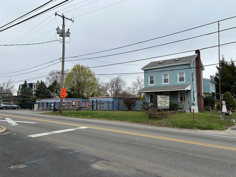 Primary Photo Of 311-315 Oak Ln, Glenolden Self Storage For Sale