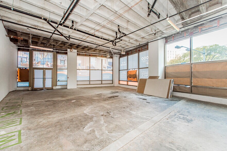 More Photos Of 212 Loyola Ave, New Orleans Hospitality For Sale