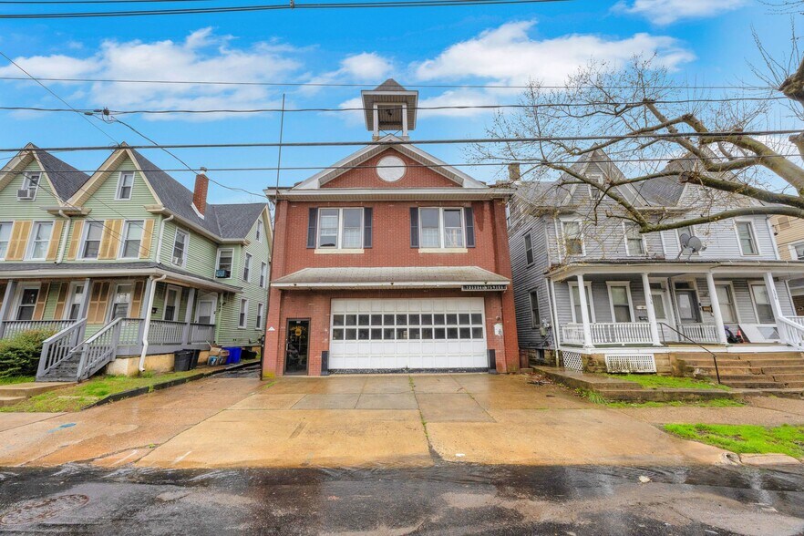 More Photos Of 640 N Broad St, Woodbury Police Fire Station For Sale