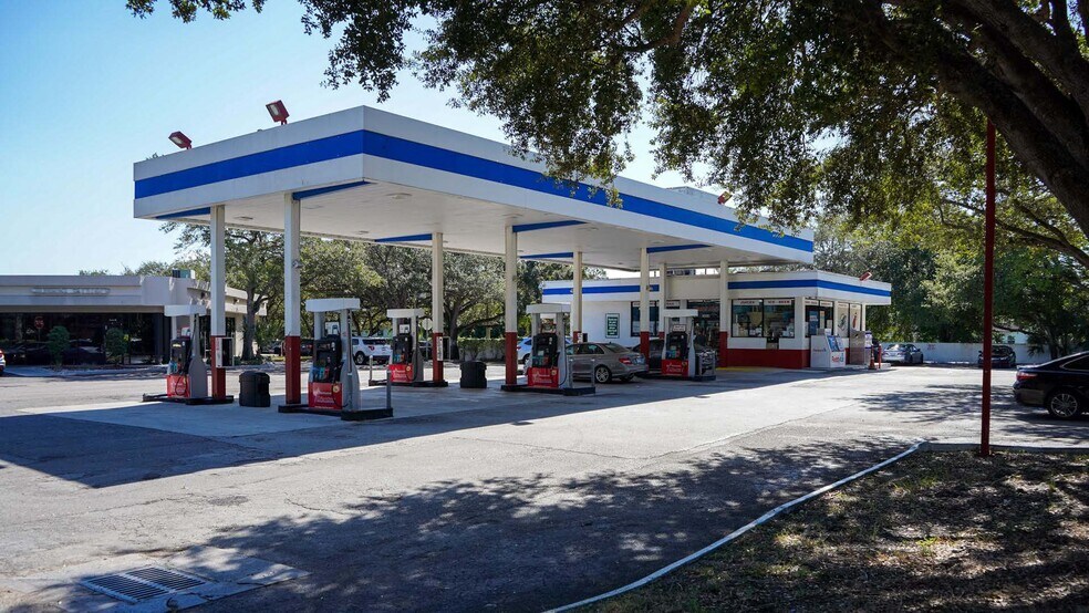 Primary Photo Of 10050 Stirling Rd, Pembroke Pines Service Station For Sale