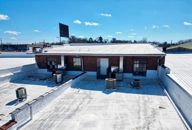 More Photos Of 916-918 20th St, Haleyville Storefront For Sale