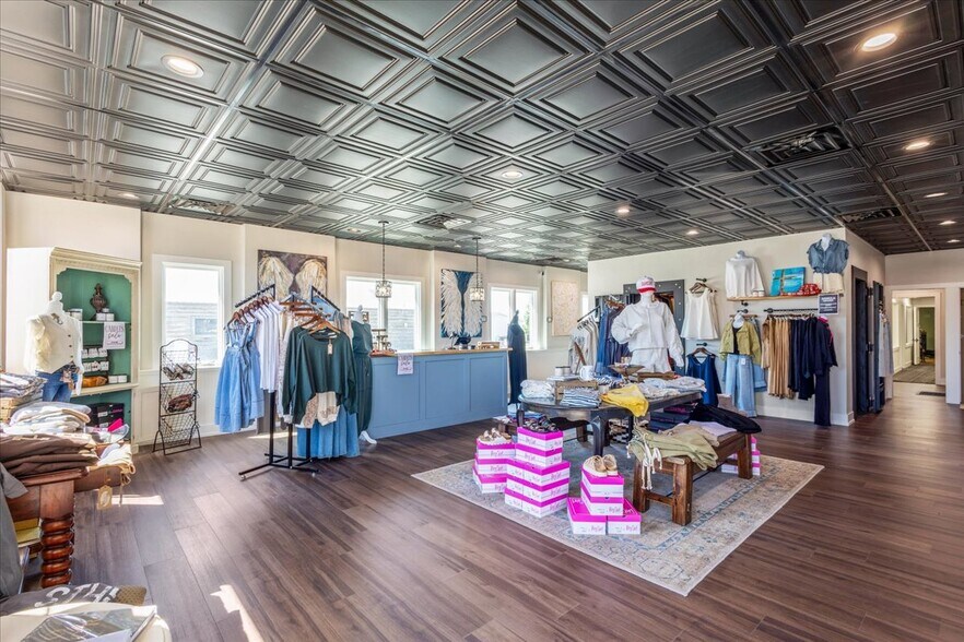 More Photos Of 300 Main St, Hallam Office For Sale