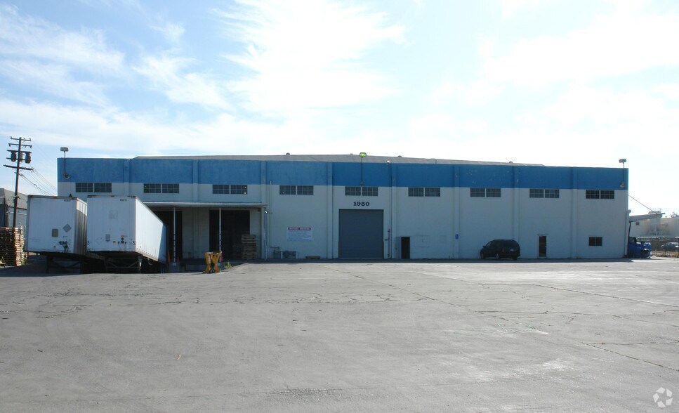 Primary Photo Of 1980 S 7th St, San Jose Warehouse For Lease