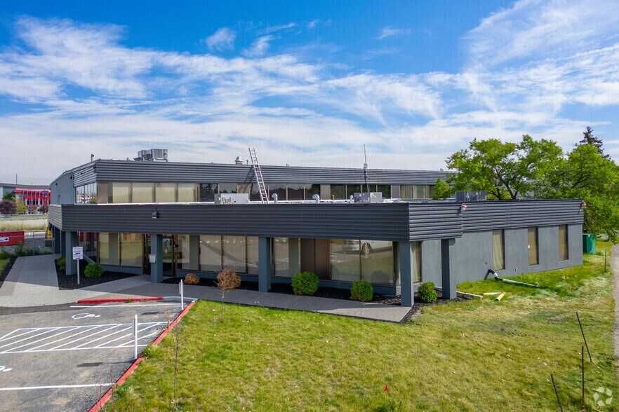 Primary Photo Of 2620 22nd St NE, Calgary Warehouse For Sale