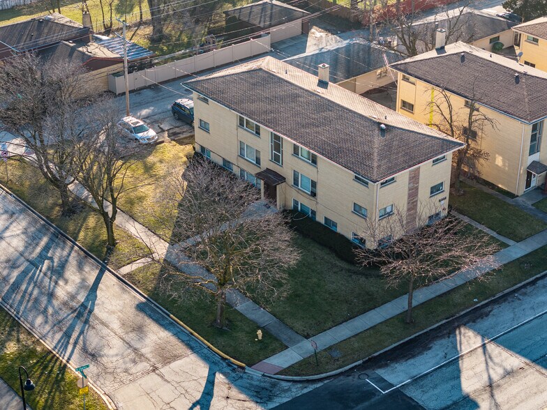 More Photos Of 5409 Saint Charles Rd, Berkeley Apartments For Sale