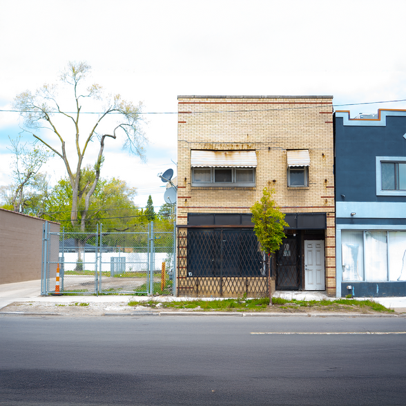 More Photos Of 19510 W Warren Ave, Detroit Storefront Retail Office For Sale