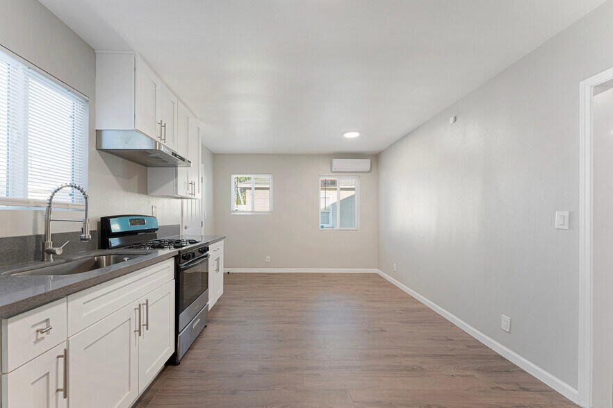 More Photos Of 805 S 10th St, Montebello Multifamily For Sale