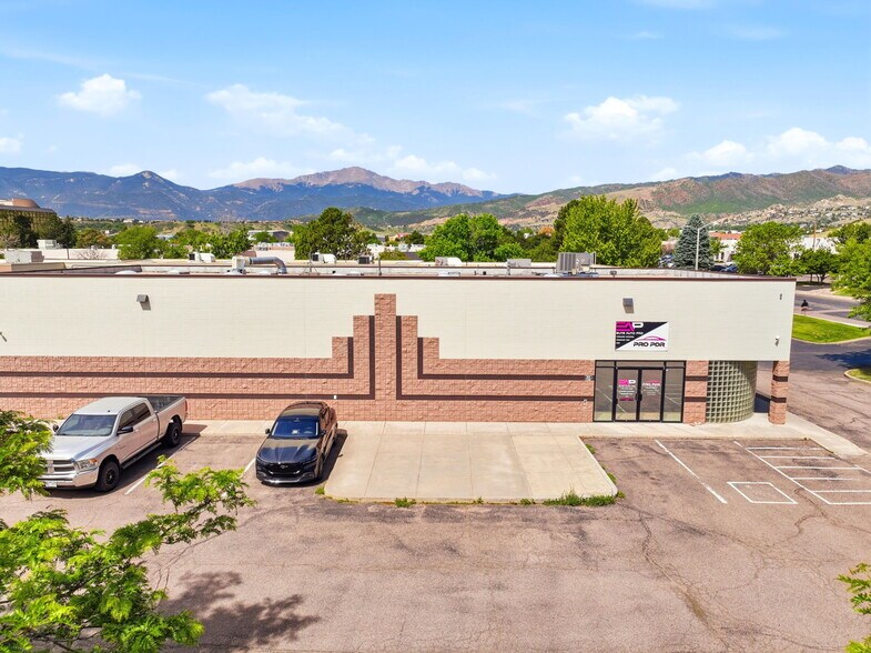 More Photos Of 949 Elkton Dr, Colorado Springs Warehouse For Lease