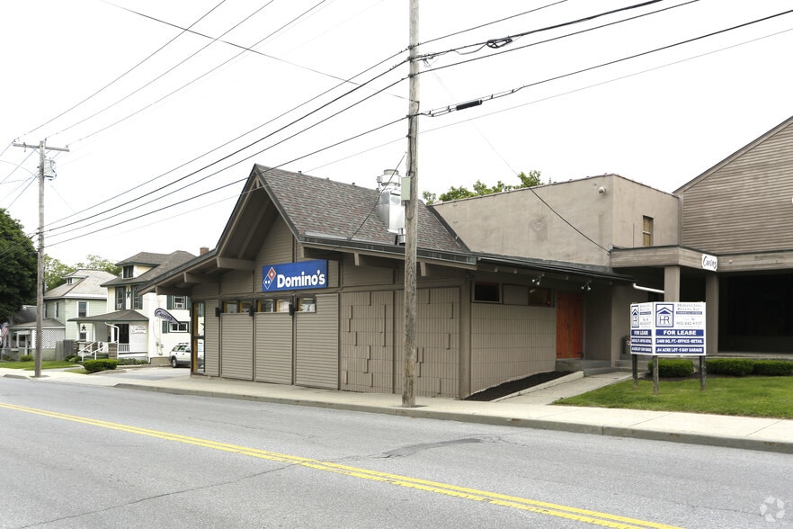 More Photos Of 748 Main St, Bennington Freestanding For Lease