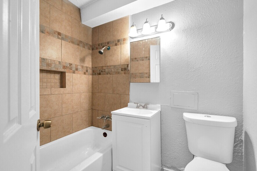 More Photos Of 6205 Jackson Rd, Hitchcock Apartments For Sale