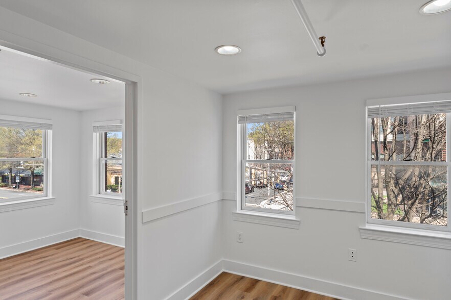 More Photos Of 100-122 E Broad St, Falls Church Office For Sale