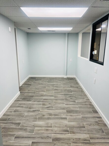 More Photos Of 2375 Richmond Rd, Staten Island Office Residential For Lease