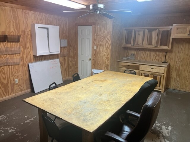 More Photos Of 4231 County Road 230, Snyder Warehouse For Lease