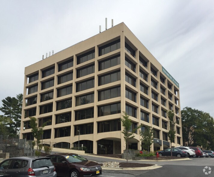 More Photos Of 10750 Columbia Pike, Silver Spring Medical For Lease