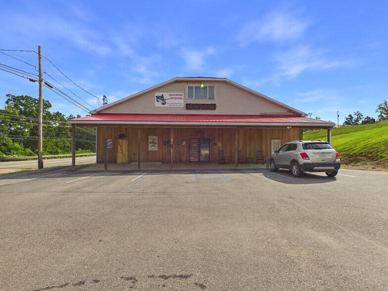 More Photos Of 13520 Emerson Ave, Williamstown General Retail For Sale