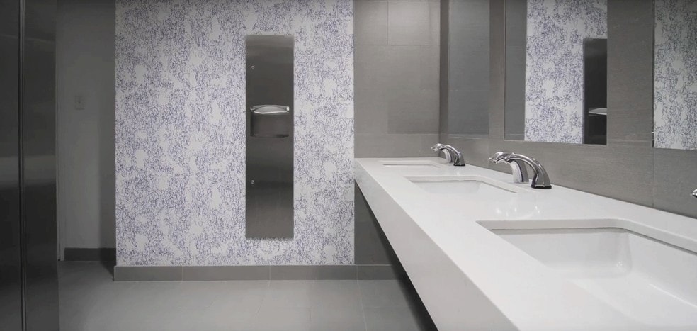 More Photos Of 250 E Wisconsin Ave, Milwaukee Coworking Space