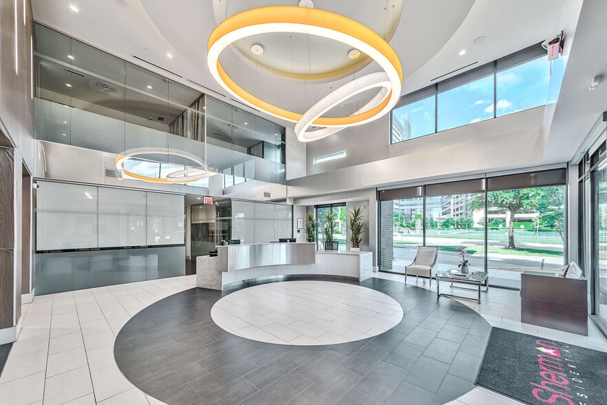 More Photos Of 110 W Cityline Dr, Richardson Apartments For Lease