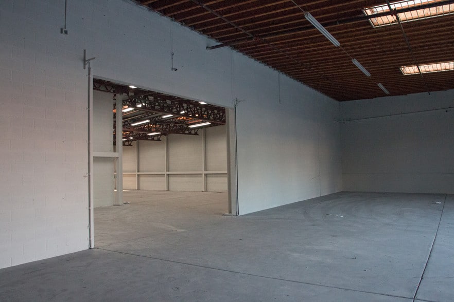More Photos Of 2735 Tyler Ave, El Monte Warehouse For Lease