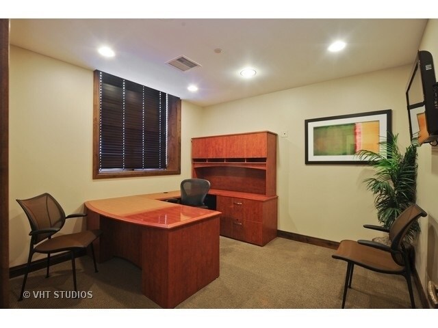 More Photos Of 2132 Green Bay Rd, Highland Park Office For Lease