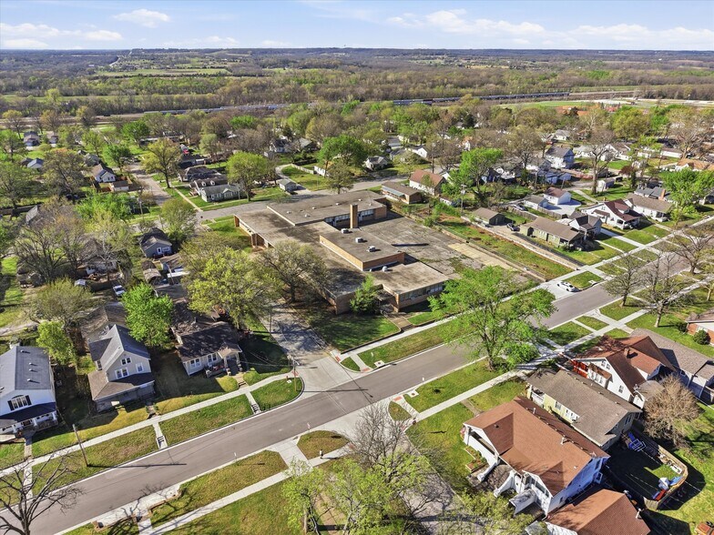 More Photos Of 1009 W Pacific, Osawatomie Schools For Sale