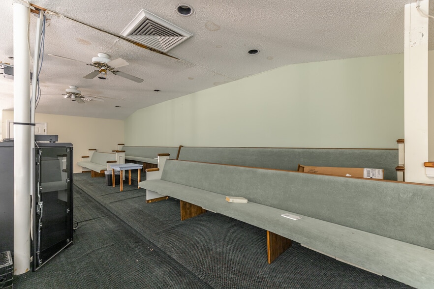 More Photos Of 4062 S Access Rd, Chattanooga Religious Facility For Sale