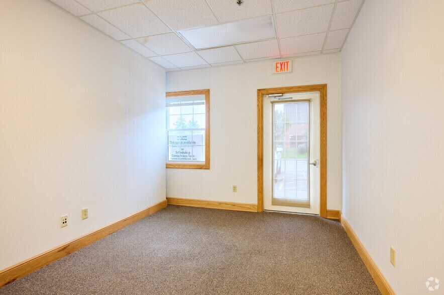 More Photos Of 95 Canal Landing Blvd, Rochester Medical For Lease
