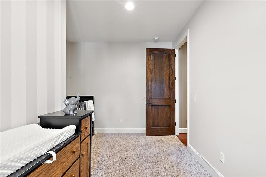 More Photos Of 1330 Oxford Rd, Bloomfield Hills Specialty For Sale