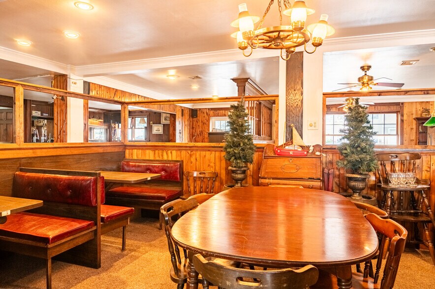 More Photos Of 200 Oriskany Blvd, Whitesboro General Retail For Sale