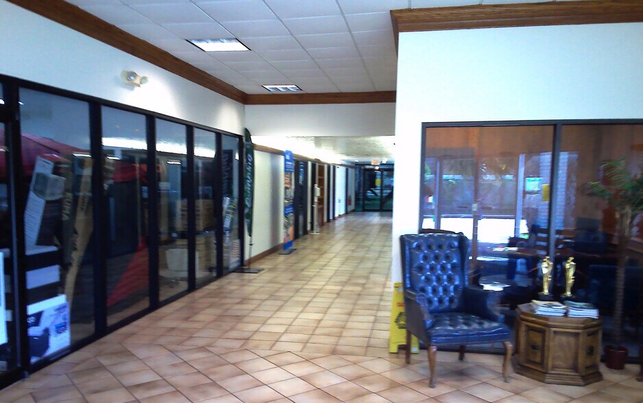 More Photos Of 14150 Gulf Fwy, Houston Land For Sale