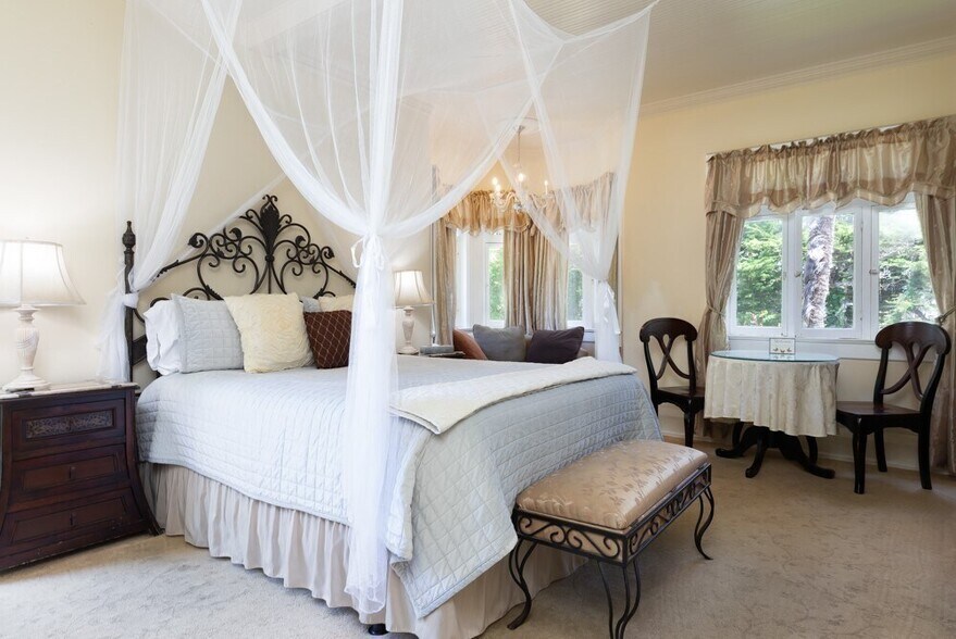 More Photos Of 620 El Salto Dr, Capitola Hospitality For Sale