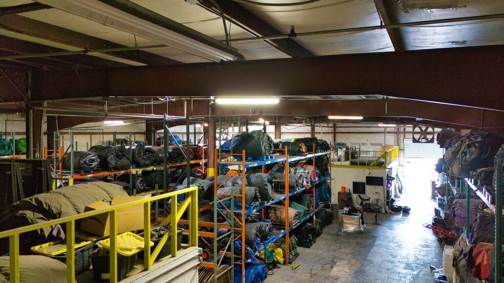 More Photos Of 13050 NW 43rd Ave, Opa Locka Warehouse For Lease