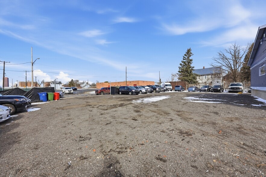 More Photos Of 688 E Eagle St, Buffalo Warehouse For Sale