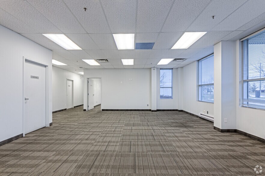 More Photos Of 8350 Lawson Rd, Milton Warehouse For Lease