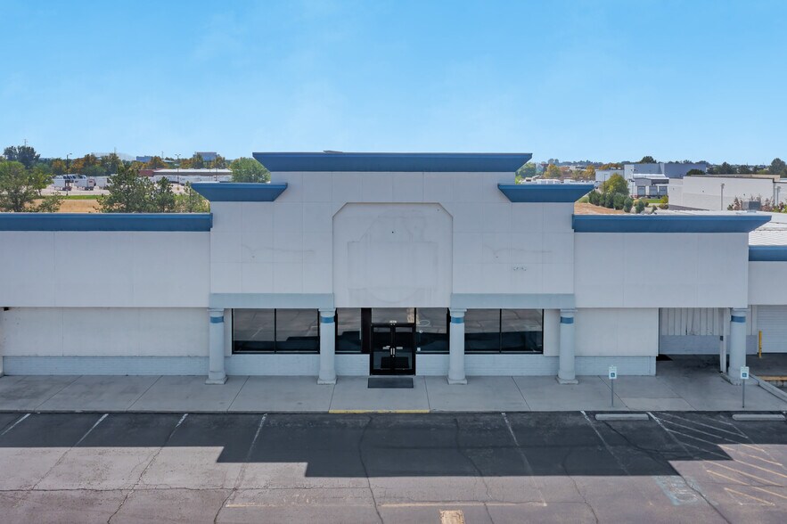 More Photos Of 2957 E Fairview Ave, Meridian Freestanding For Sale