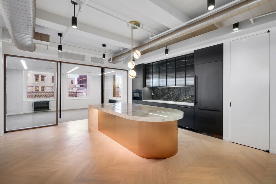 More Photos Of 1501 Broadway, New York Office For Lease