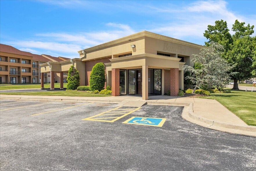 Primary Photo Of 809 Cornell Pky, Oklahoma City Storefront Retail Residential For Sale