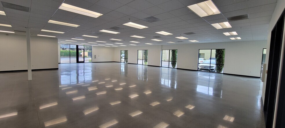 More Photos Of 435 N Whisman Rd, Mountain View Office For Lease
