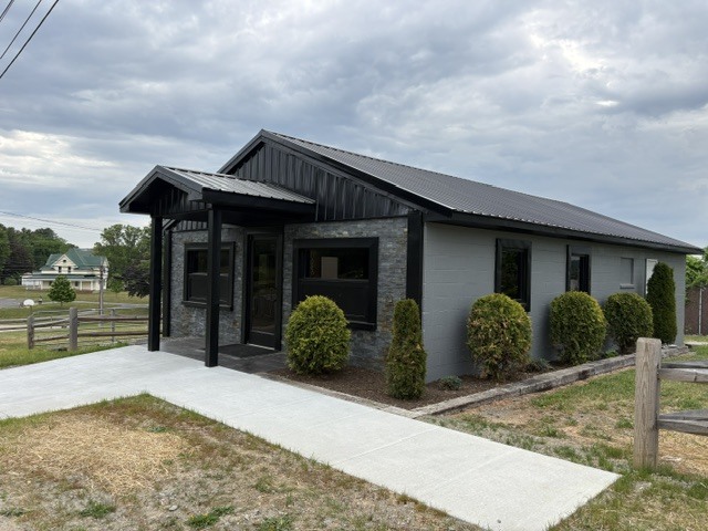 Primary Photo Of 96 E Doughton St, Sparta Freestanding For Sale