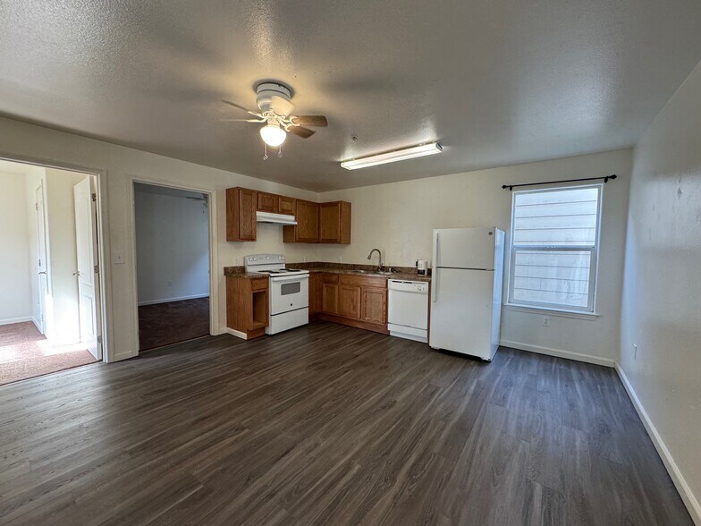 More Photos Of 1820 3rd St, Eureka Apartments For Sale