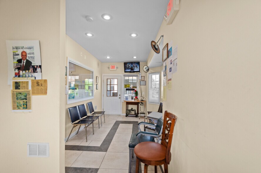More Photos Of 431 Washington Ave, Belleville Healthcare For Sale