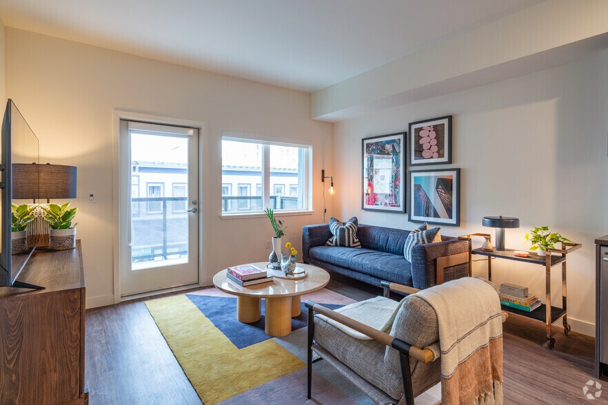 More Photos Of 1100 Webster St, Oakland Apartments For Lease