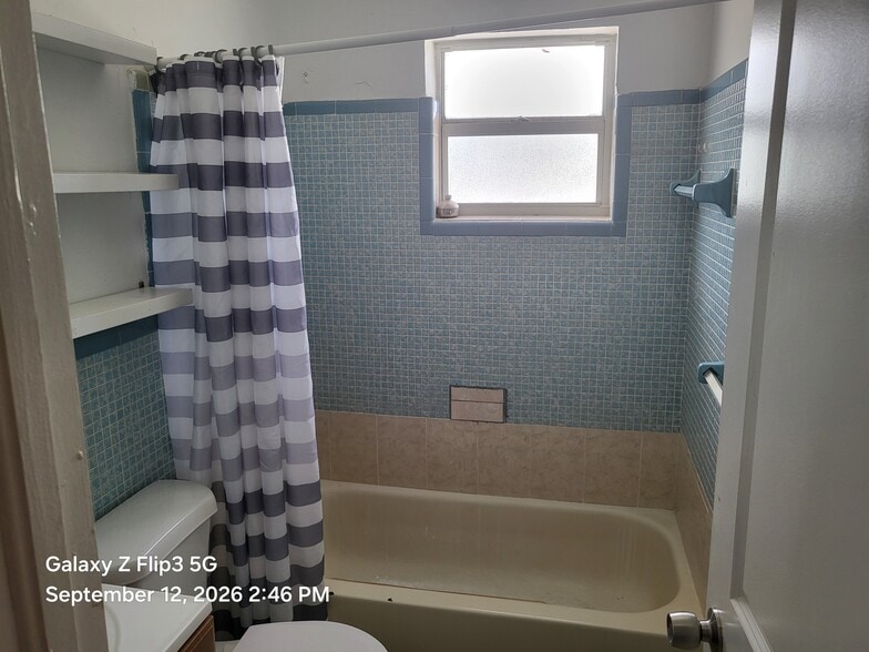 More Photos Of 1895 NW 35th St, Miami Apartments For Sale