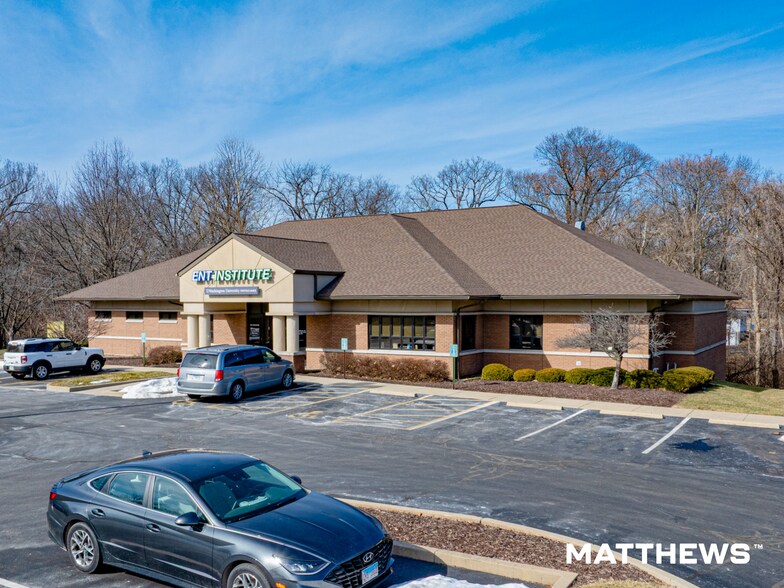 More Photos Of 19 Wolf Creek Dr, Swansea Medical For Sale