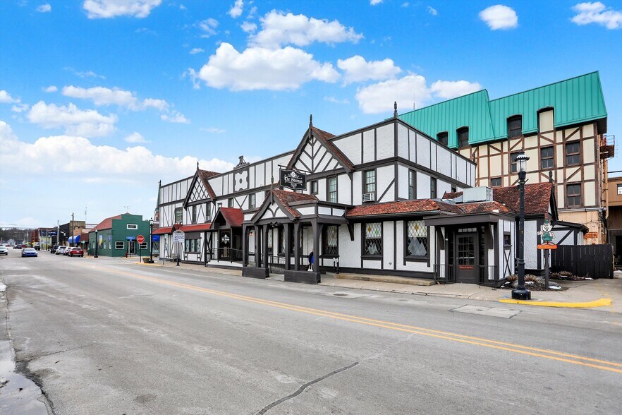 More Photos Of 35 S Main St, Batesville Warehouse For Sale