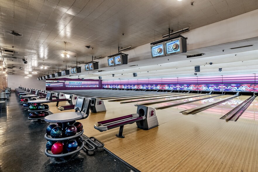 More Photos Of 3390 S Virginia St, Reno Bowling Alley For Sale