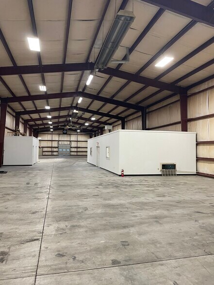 More Photos Of 4241 US Highway 70 E, Smithfield Warehouse For Lease