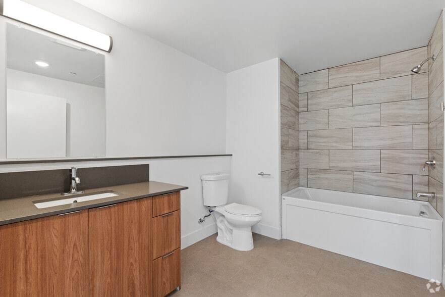 More Photos Of 301 D St, West Sacramento Apartments For Sale