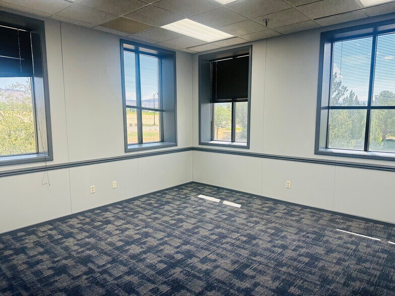 More Photos Of 2800 Printers Way, Grand Junction Manufacturing For Lease