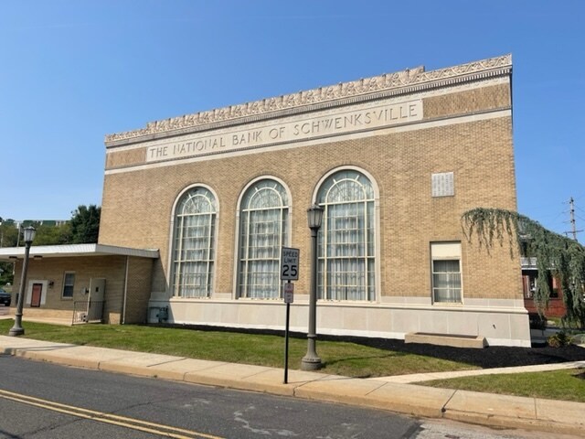 More Photos Of 415 Main St, Schwenksville General Retail For Sale